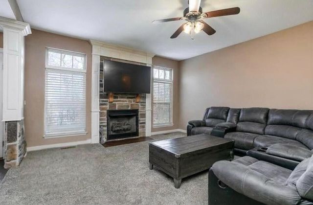 4601 MAPLE LEAF DR, Columbia, MO 65201