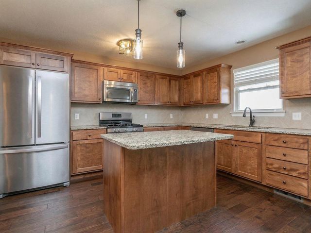 4601 MAPLE LEAF DR, Columbia, MO 65201
