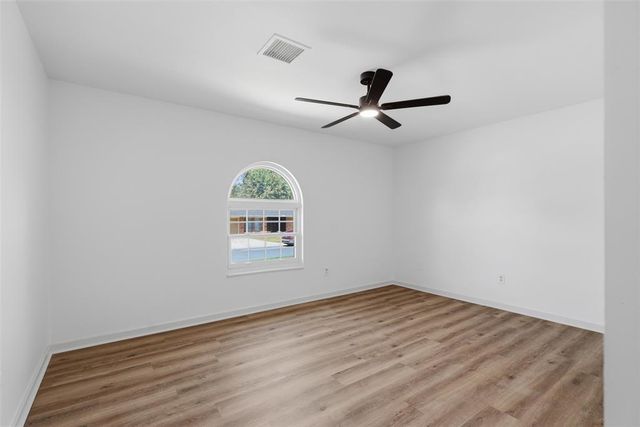 6708 Whitehall Drive, Oklahoma City, OK 73132