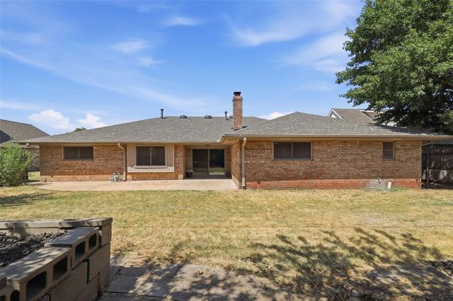6708 Whitehall Drive, Oklahoma City, OK 73132