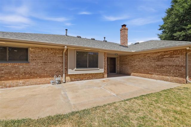 6708 Whitehall Drive, Oklahoma City, OK 73132