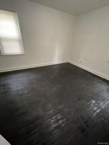 9137 Birwood Street, Detroit, MI 48204