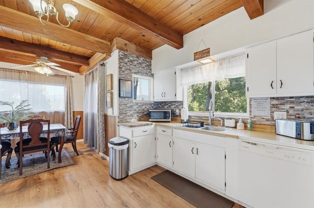 29667 Lassen Dr, Long Barn, CA 95335