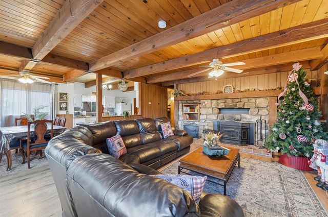 29667 Lassen Dr, Long Barn, CA 95335