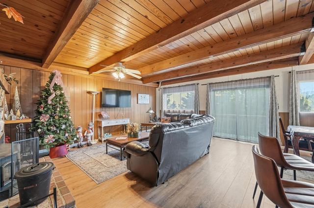 29667 Lassen Dr, Long Barn, CA 95335