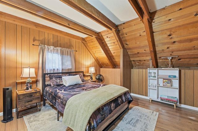 29667 Lassen Dr, Long Barn, CA 95335