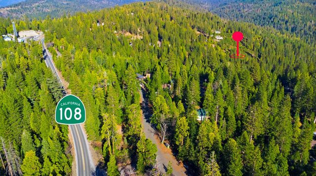 29667 Lassen Dr, Long Barn, CA 95335