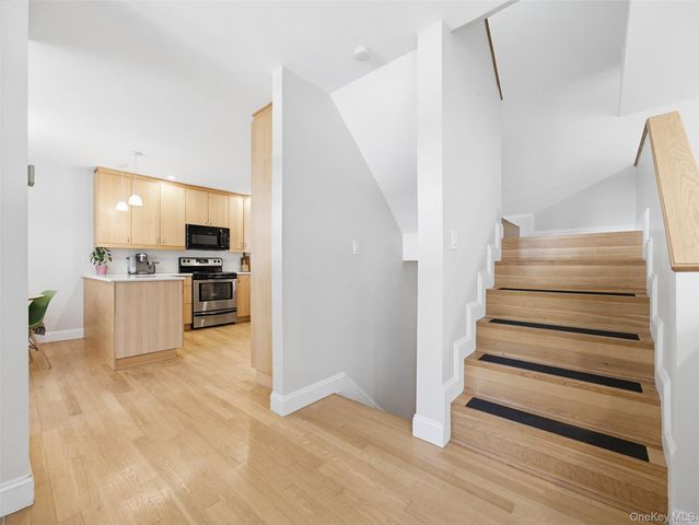 1 Heritage Drive J, New City, NY 10956