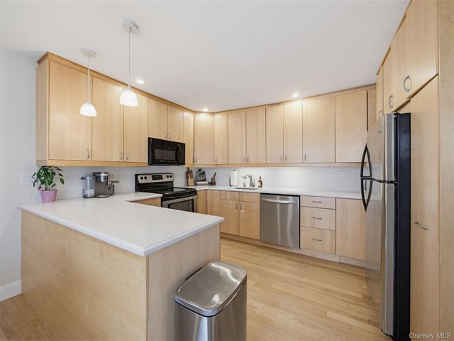 1 Heritage Drive J, New City, NY 10956