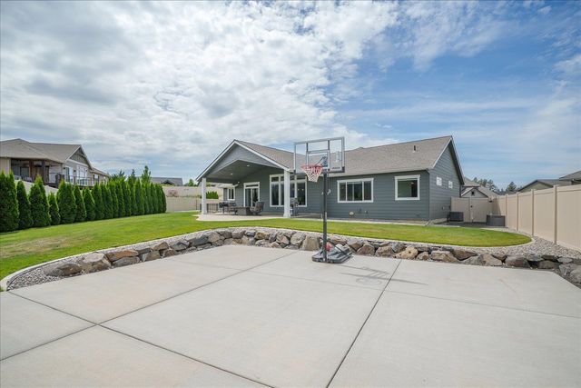 4219 S Bernson Ct, Spokane, WA 99223