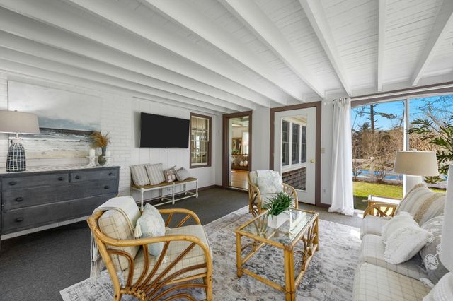 27 Whereaway Lane, Wellfleet, MA 02667