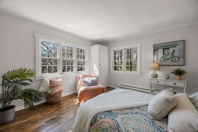 27 Whereaway Lane, Wellfleet, MA 02667