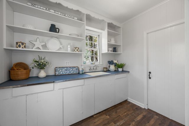 27 Whereaway Lane, Wellfleet, MA 02667