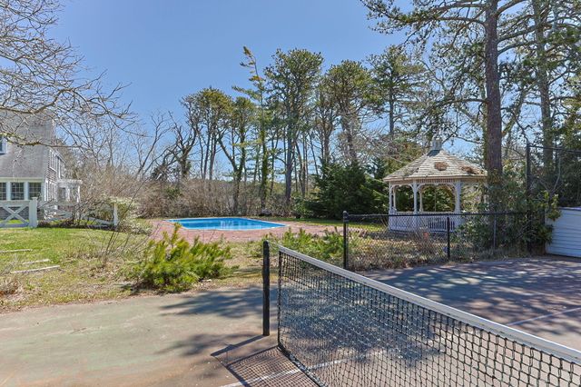 27 Whereaway Lane, Wellfleet, MA 02667