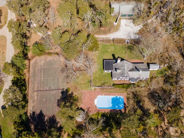 27 Whereaway Lane, Wellfleet, MA 02667