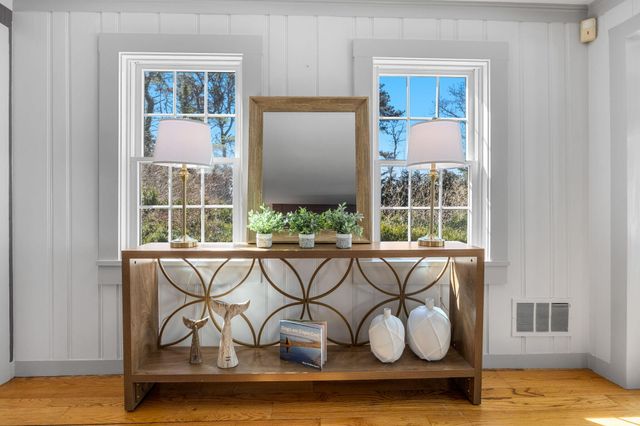 27 Whereaway Lane, Wellfleet, MA 02667