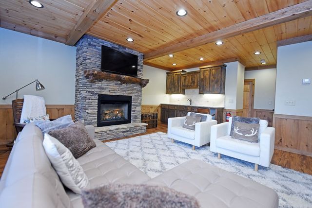 120 Aska Forest Trail, Blue Ridge, GA 30513