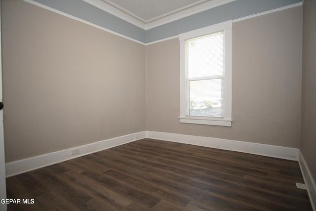 2405 LEBANON Avenue, El Paso, TX 79930