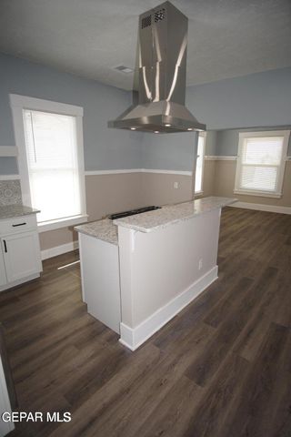 2405 LEBANON Avenue, El Paso, TX 79930