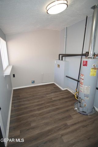 2405 LEBANON Avenue, El Paso, TX 79930