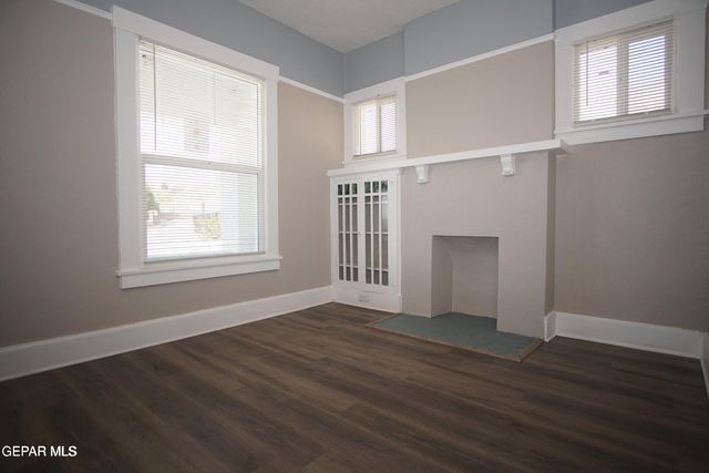 2405 LEBANON Avenue, El Paso, TX 79930