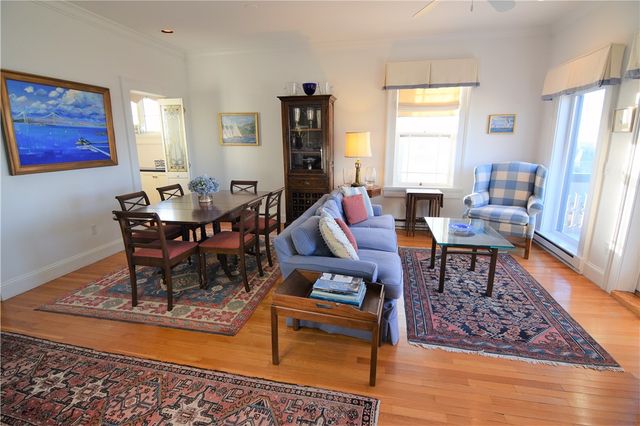 35 Chastellux Avenue J, Newport, RI 02840