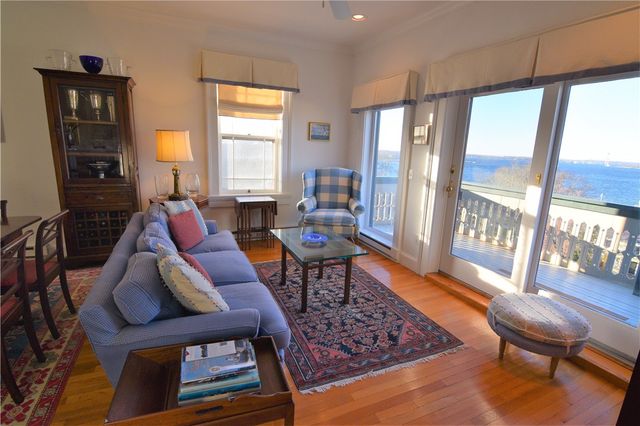 35 Chastellux Avenue J, Newport, RI 02840
