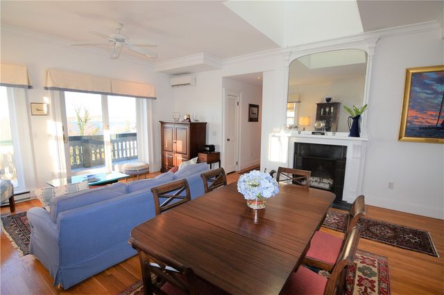 35 Chastellux Avenue J, Newport, RI 02840