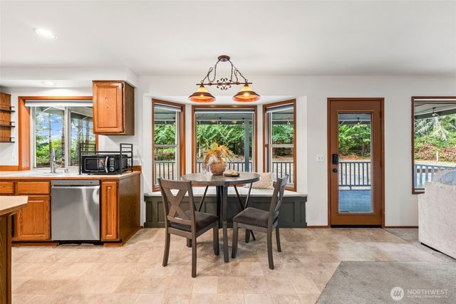 6537 Seabeck Highway, Bremerton, WA 98312