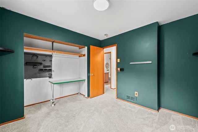 6537 Seabeck Highway, Bremerton, WA 98312