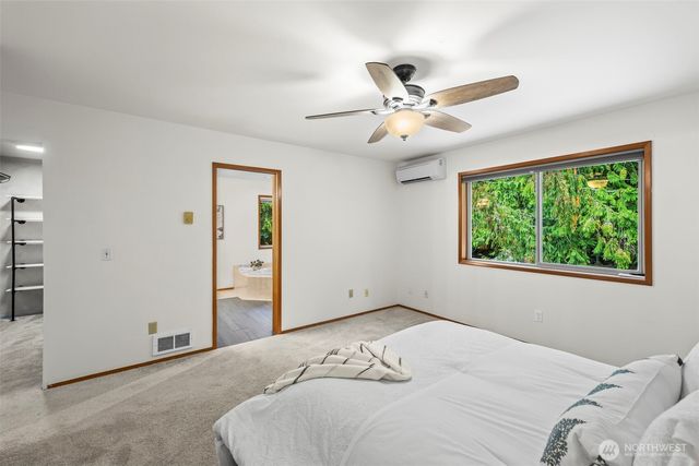 6537 Seabeck Highway, Bremerton, WA 98312