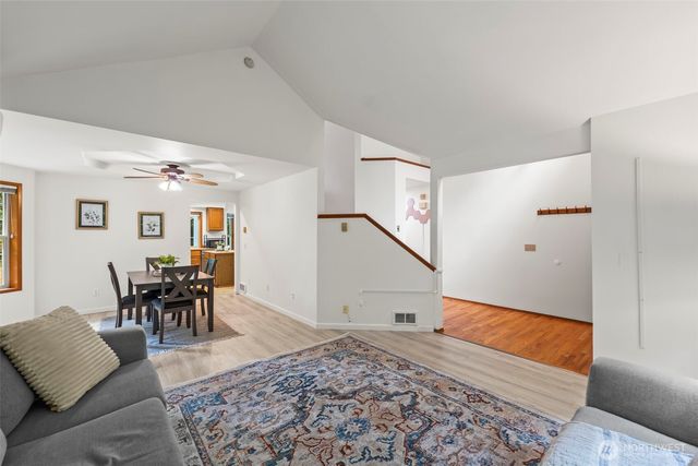 6537 Seabeck Highway, Bremerton, WA 98312