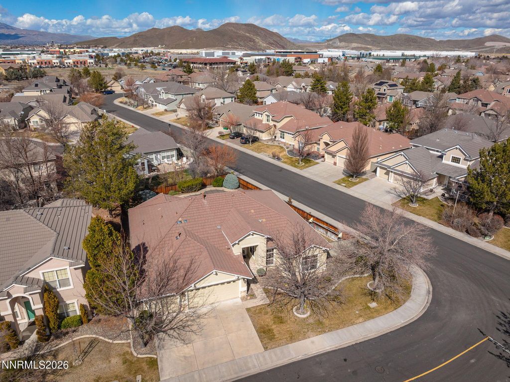 Image 5 of property listing at 1599 Rio Grande Drive, Reno, NV 89521