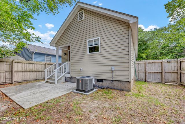720 S 7th Street, Wilmington, NC 28401
