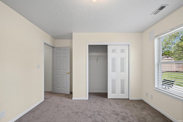 208 Penridge Lane, Lafayette, IN 47905
