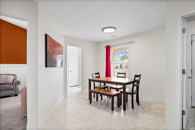 208 Penridge Lane, Lafayette, IN 47905