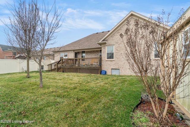 10012 Crooked Oak Way, Louisville, KY 40291