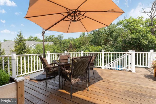 603 CRYSTAL LN, Strasburg, VA 22657