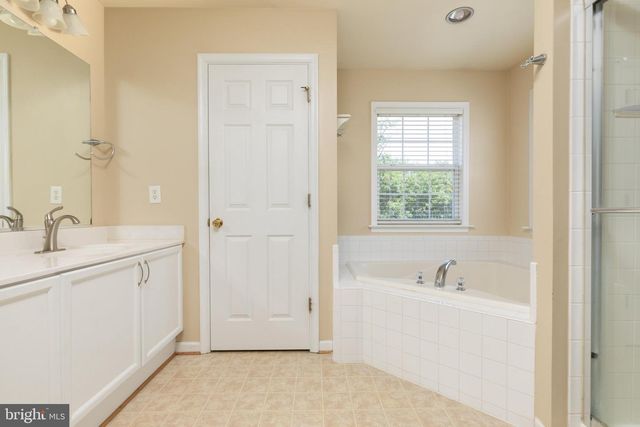 603 CRYSTAL LN, Strasburg, VA 22657