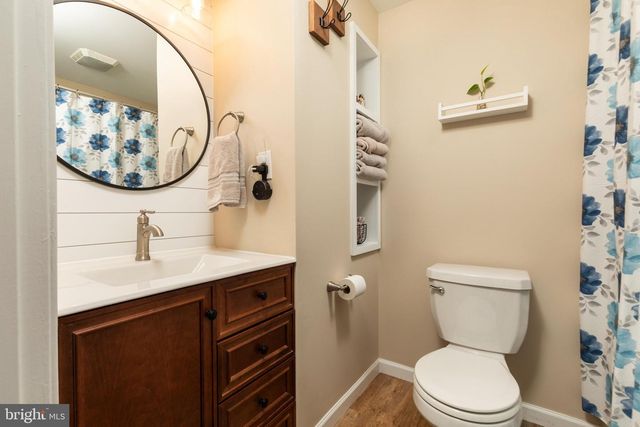 603 CRYSTAL LN, Strasburg, VA 22657