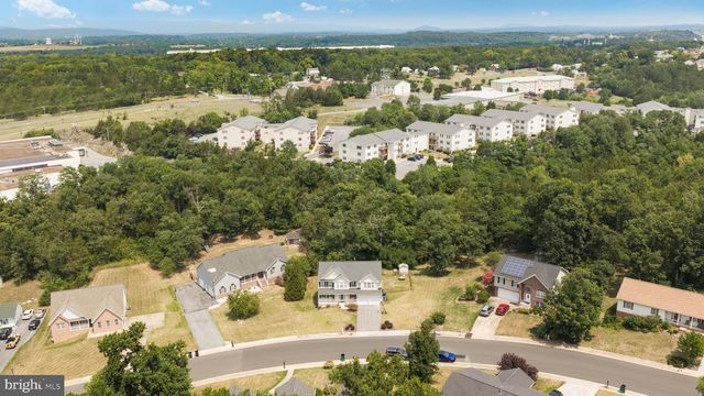 603 CRYSTAL LN, Strasburg, VA 22657