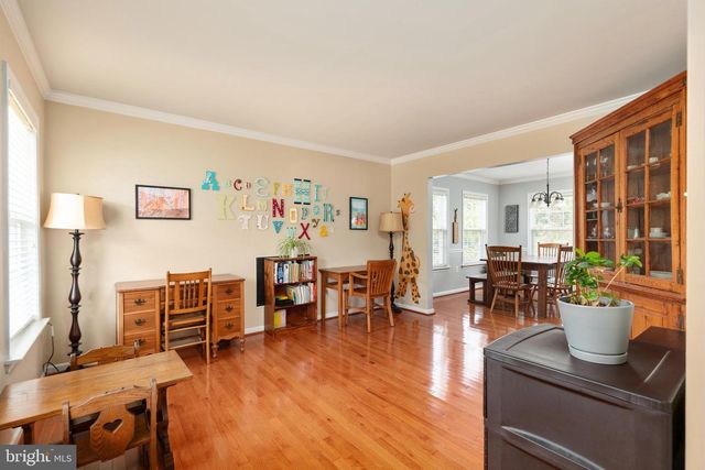 603 CRYSTAL LN, Strasburg, VA 22657