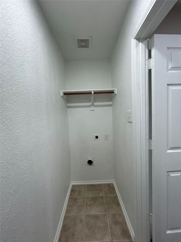 1249 Round Pen Run, Fort Worth, TX 76052