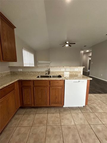 1249 Round Pen Run, Fort Worth, TX 76052