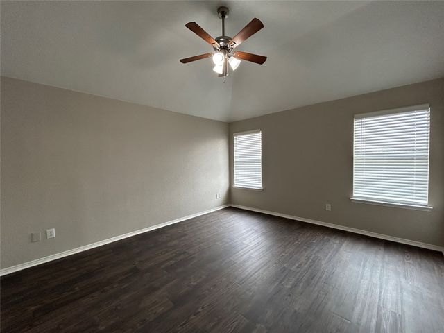 1249 Round Pen Run, Fort Worth, TX 76052