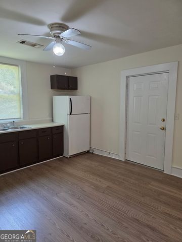 905 South Parkway, Lagrange, GA 30240