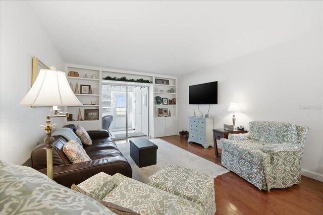 400 GLENNES LANE 103, Dunedin, FL 34698