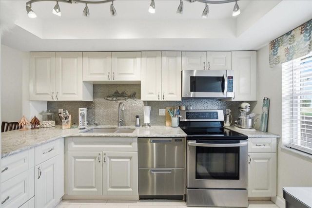 400 GLENNES LANE 103, Dunedin, FL 34698