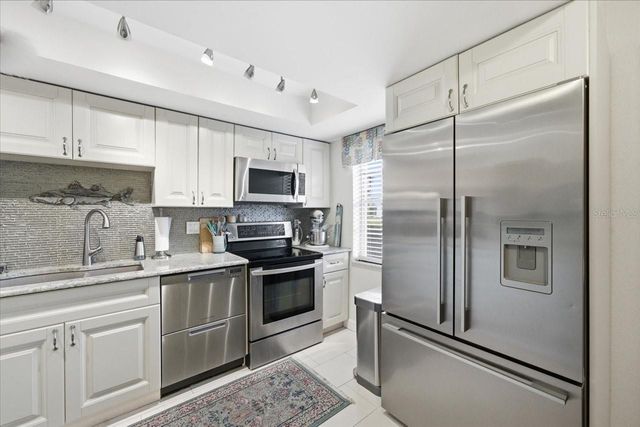 400 GLENNES LANE 103, Dunedin, FL 34698