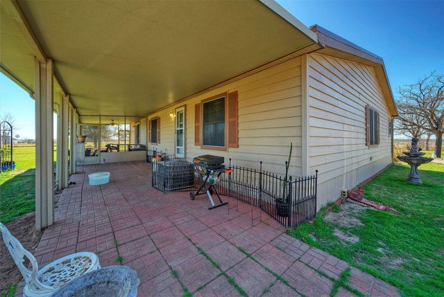 901 County Road 134 RD, Hutto, TX 78634